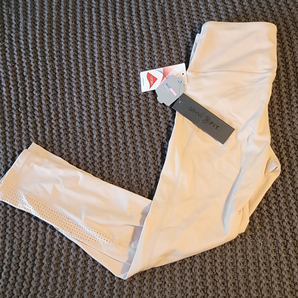 SeamFit High-Waist Cream Leggings with Breathable Perforation